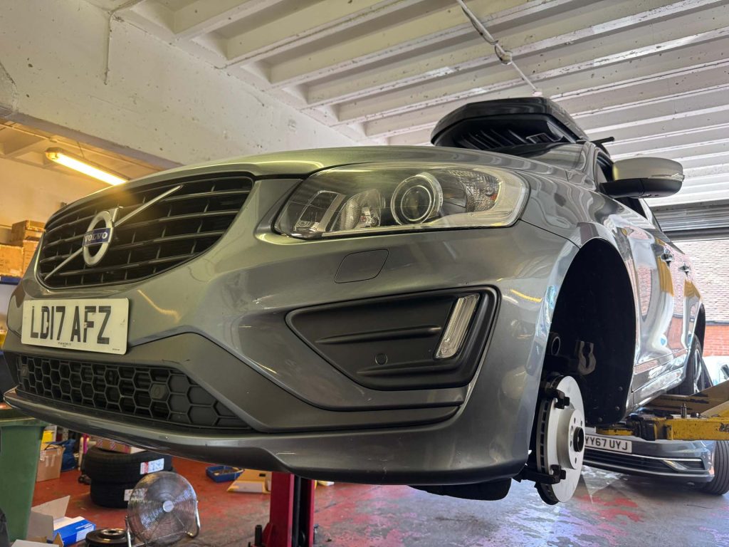 Volvo XC60 Brake Pads Replacement