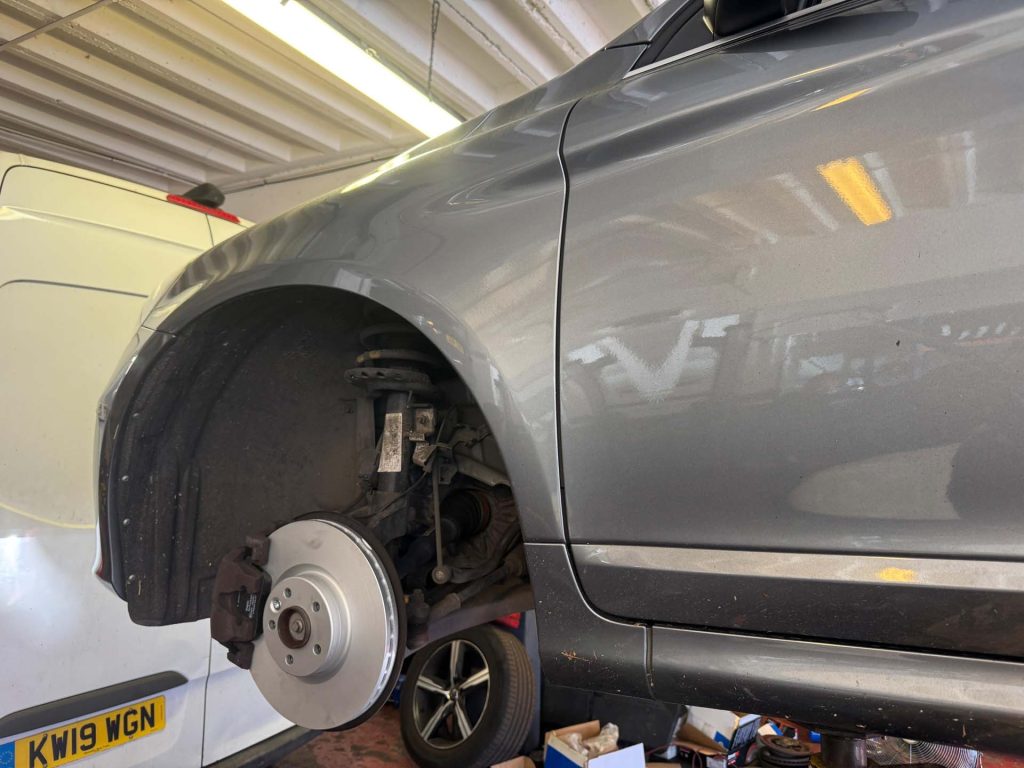 Volvo XC60 Brake Discs Replacement