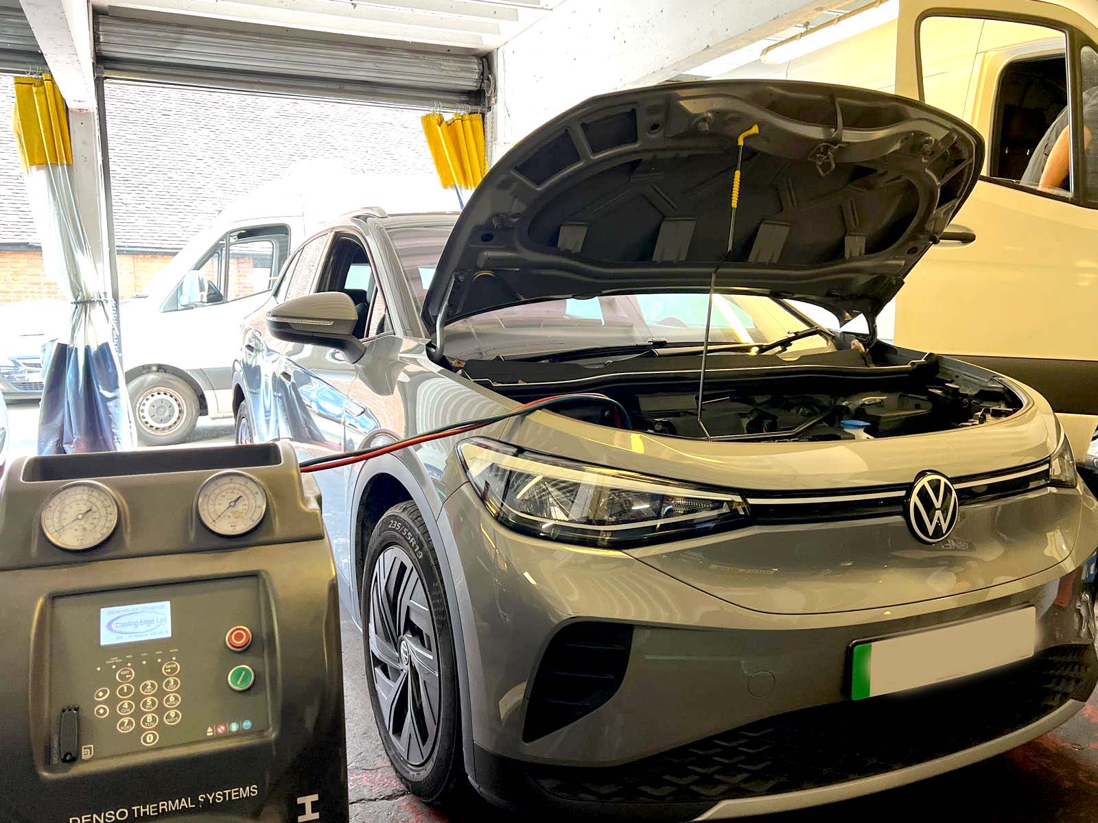 VW air conditioning regas