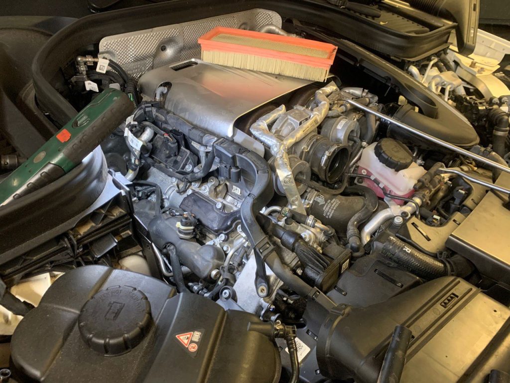 Mercedes Spark Plug replacement