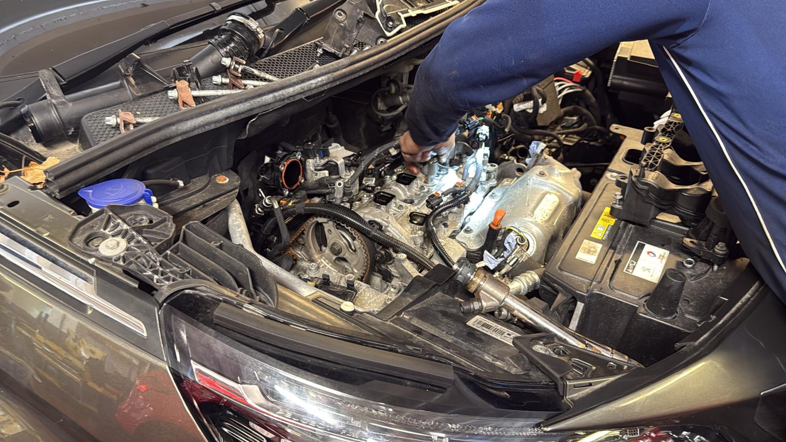 engine repair Croydon
