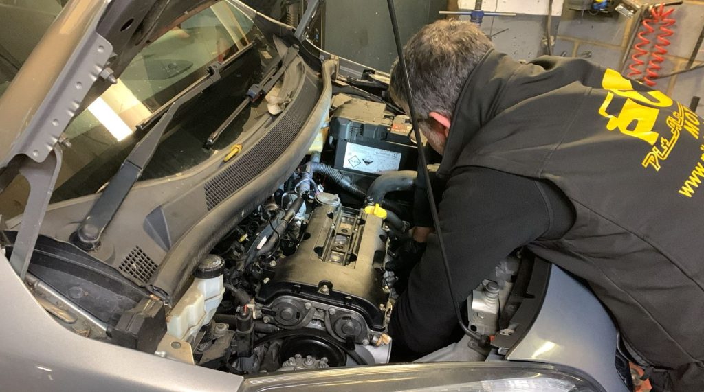 Vauxhall navara water pump replacement