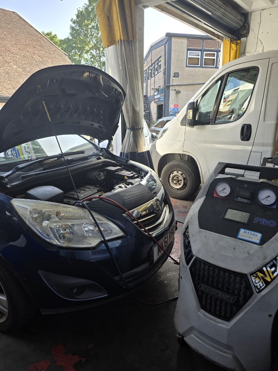 Vauxhall Meriva AC Regas