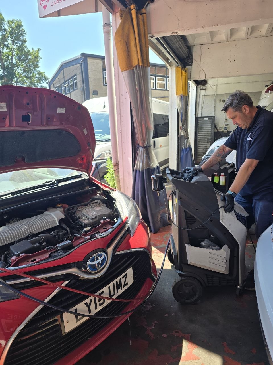toyota Yaris ac regas